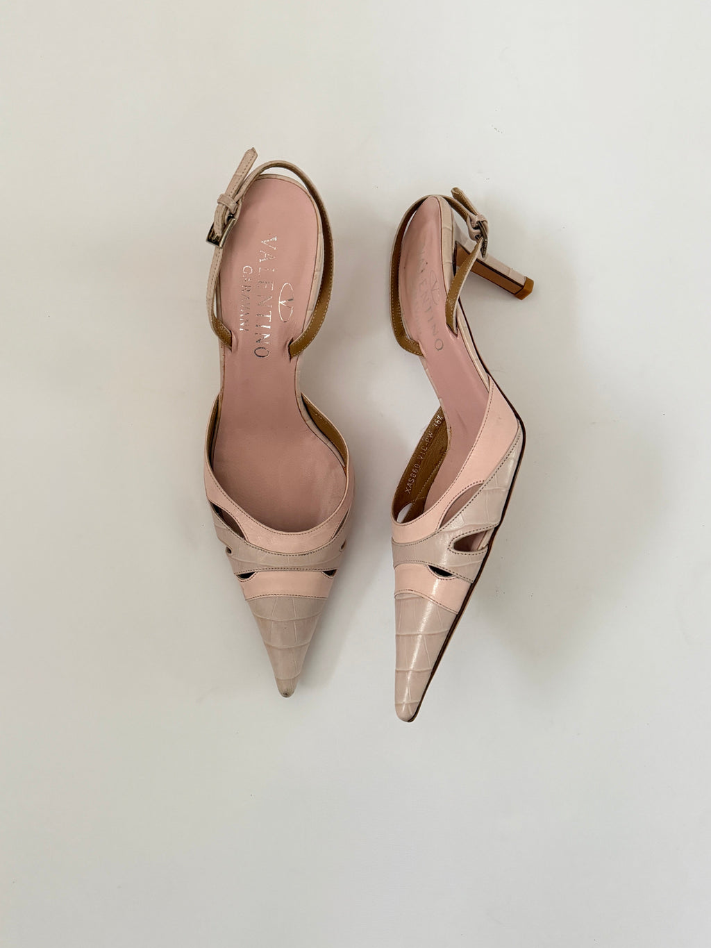 Valentino Pink Pointed Toe Kitten Heels (EU 36.5/US 6)