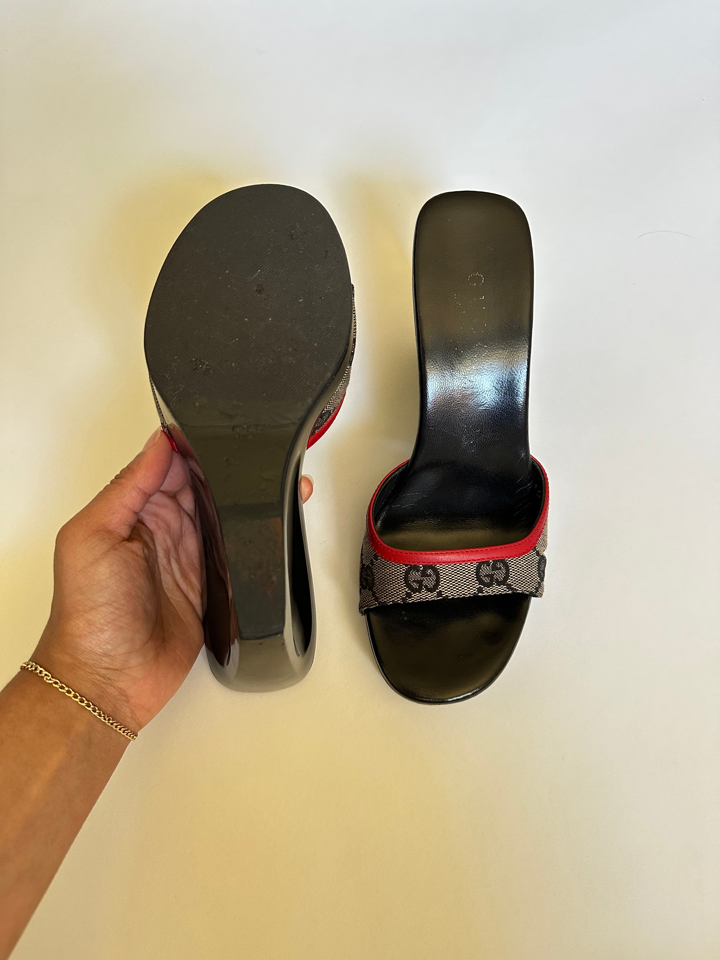 2001 Gucci GG Tessuto Wedge Mules (EU 35.5/ US 5.5)