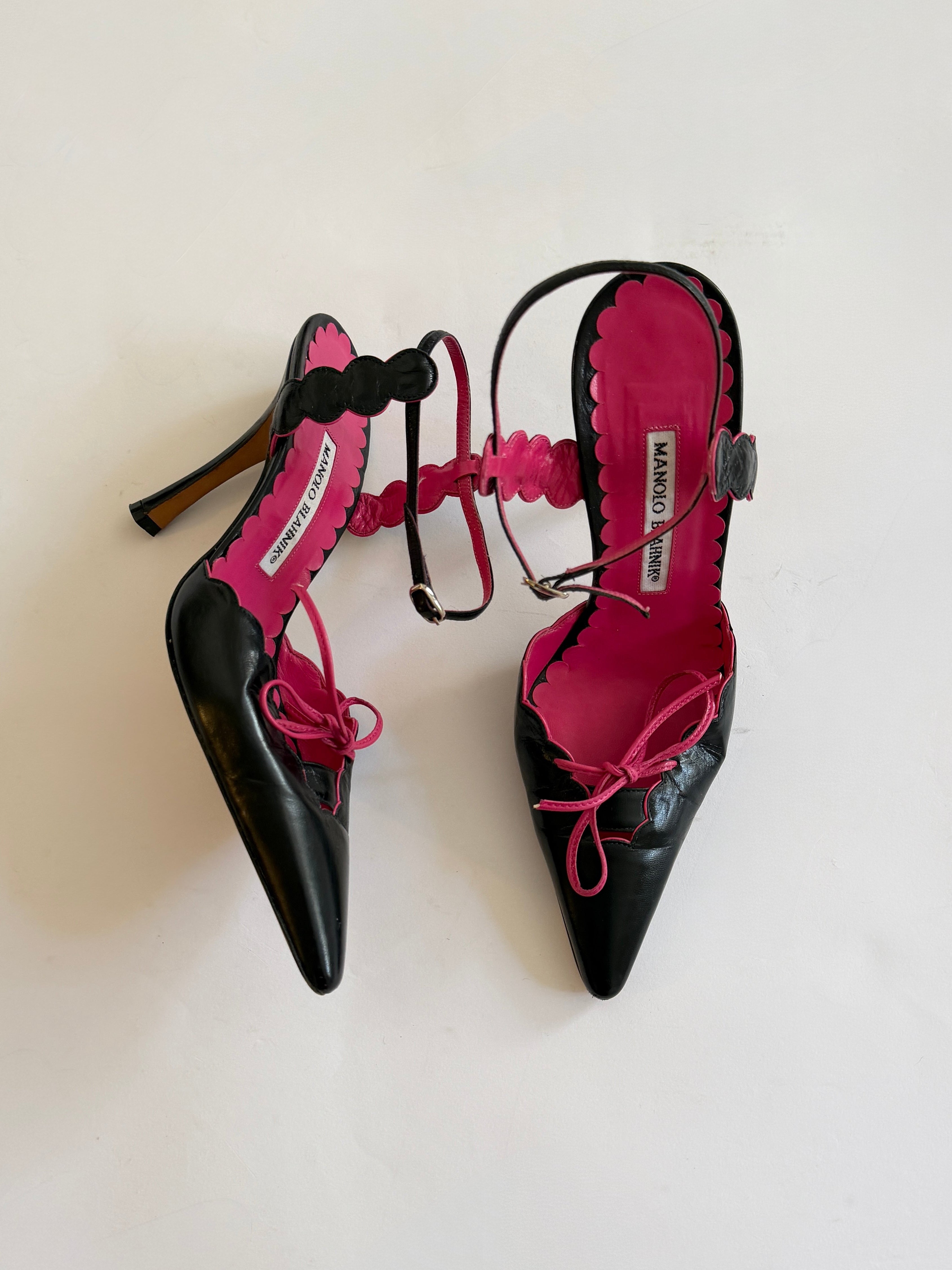 Manolo Blahnik Black/ Pink Heels (EU 37/ US 6.5