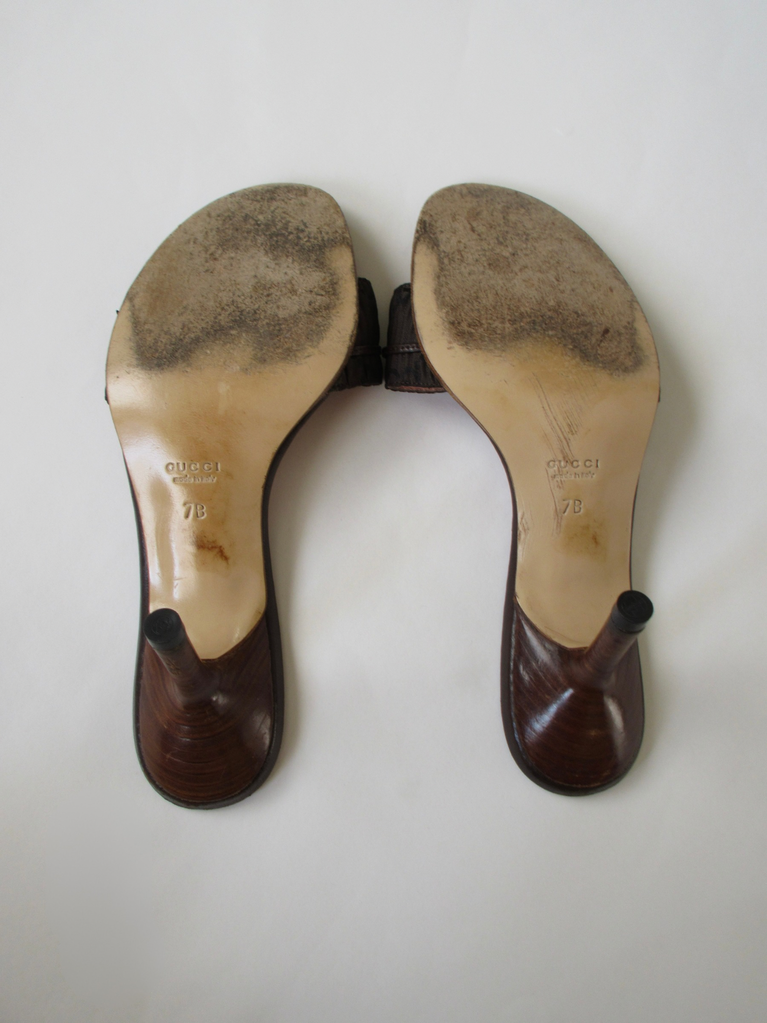 Gucci Bow Heels (EU 7/ US 7)