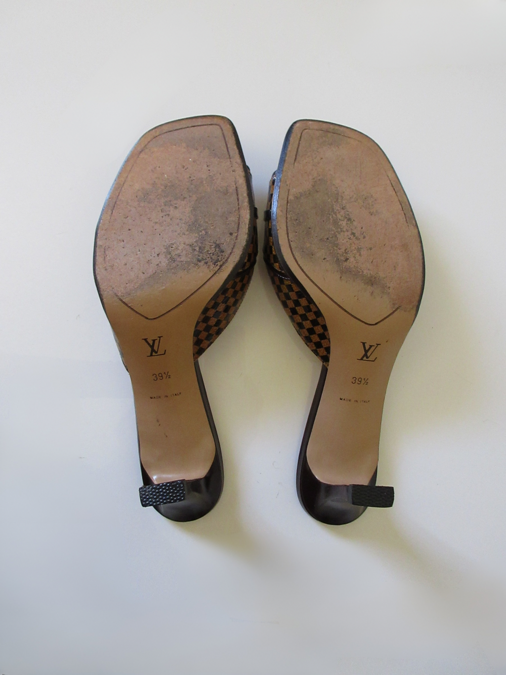 Louis Vuitton Checker Damier Heels (39.5/ US 9)