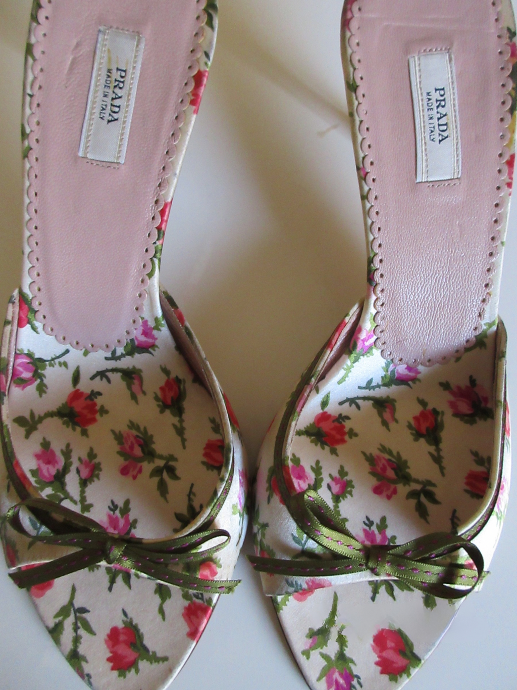 Prada Floral Print Kitten Heels (EU 35.5/ US 5)