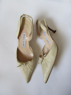 Manolo Blahnik Cream Heels (EU 37/ US 6.5)