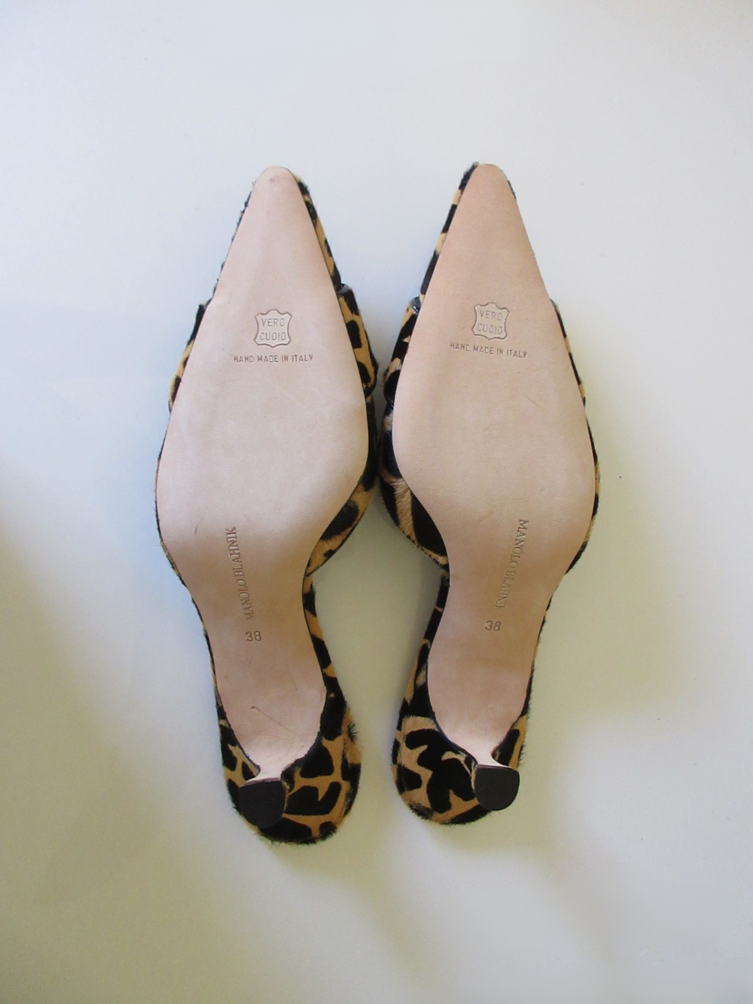 Manolo Blahnik Leopard Calf Hair Kitten Heels (EU 38/ US 7.5)