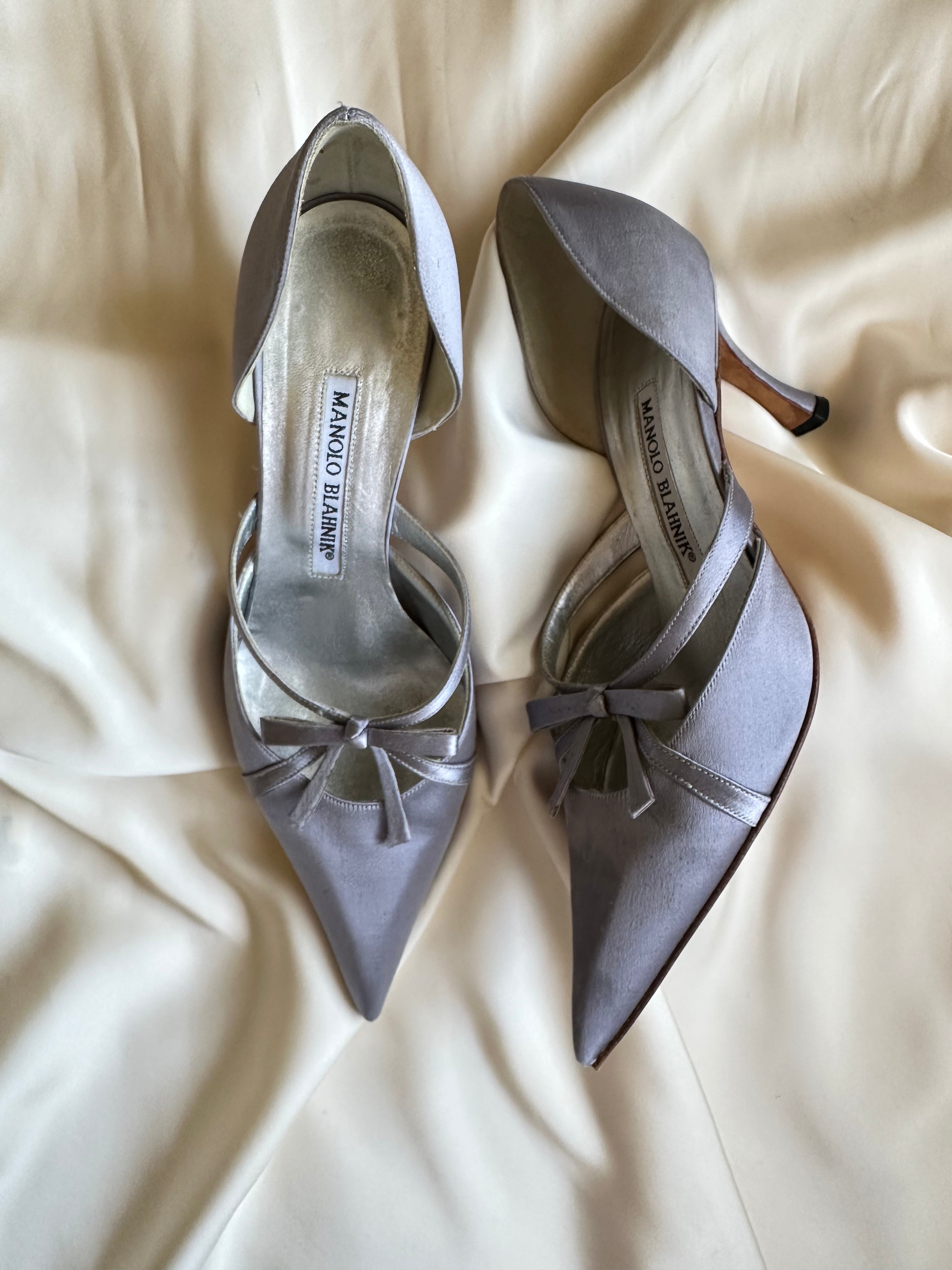 Manolo Blahnik D'orsay Mary Jane Satin Heels (EU 36/ US 6)